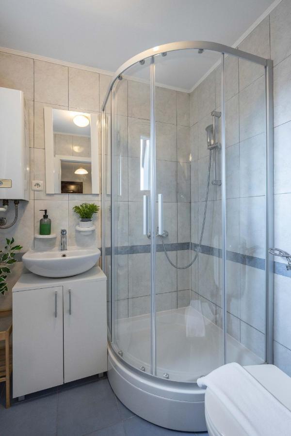 Apartamento Bright And Modern Studio Near City Center Zagreb Exterior foto