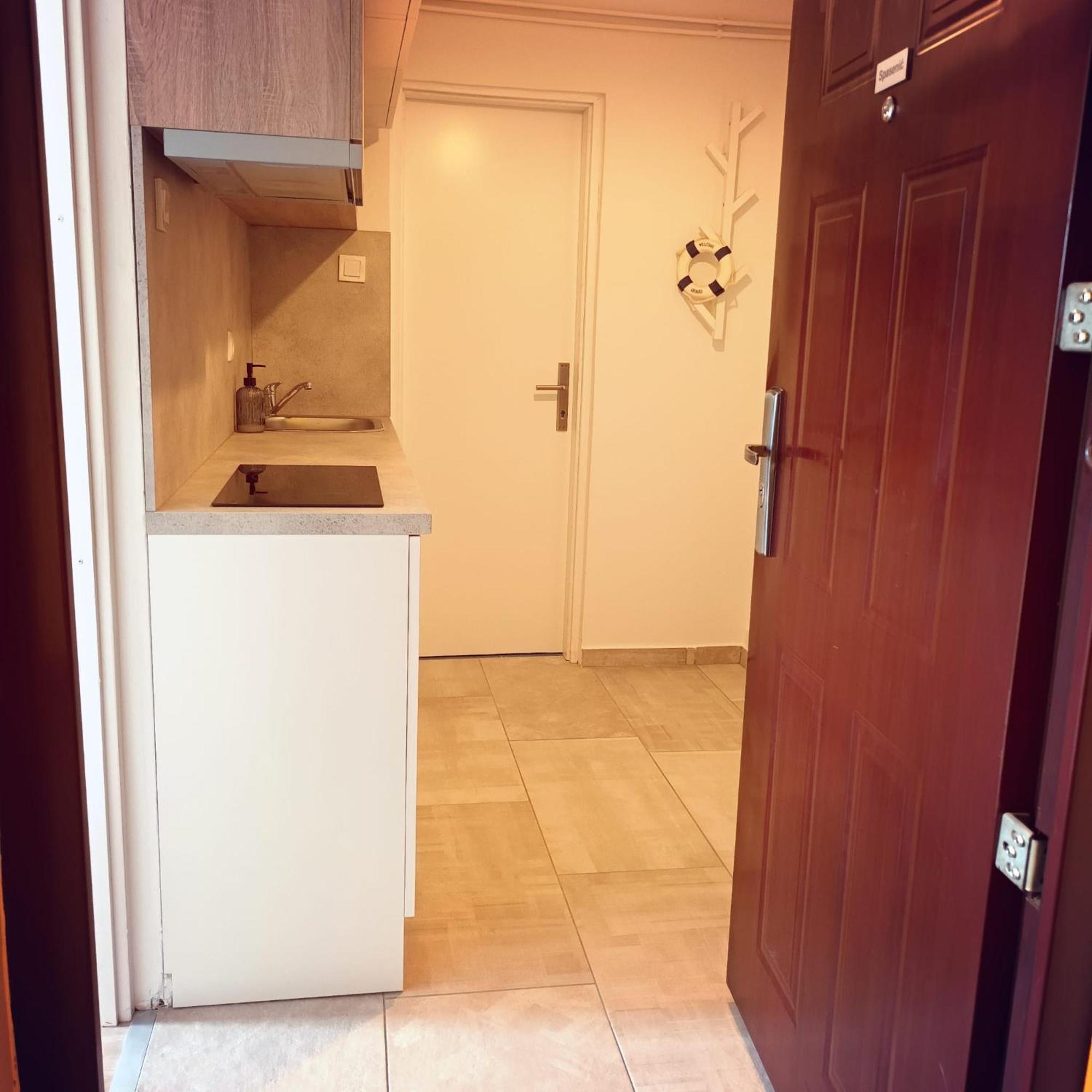 Apartamento Bright And Modern Studio Near City Center Zagreb Exterior foto